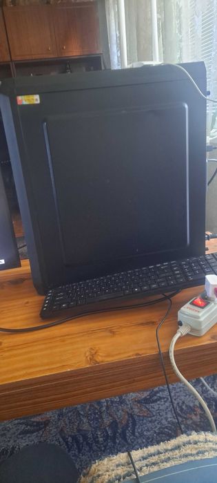 Komputer stacjonarny ! Mega okazja !  Odbiór osobisty ! BIAŁYSTOK