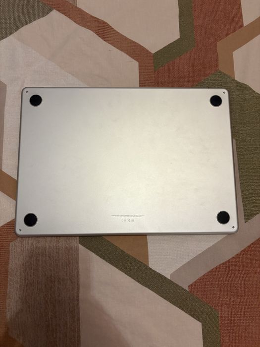 Macbook air m3 15 polegadas