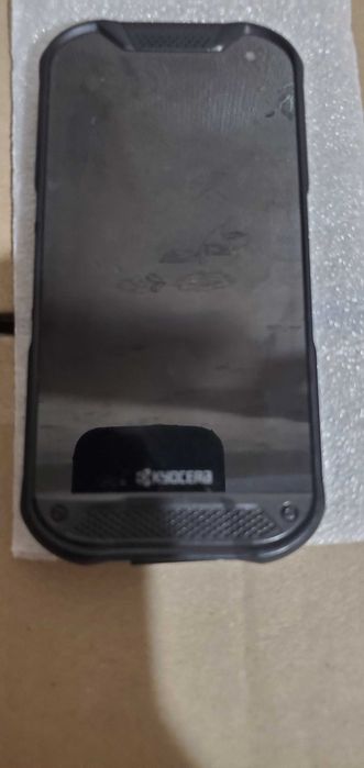 Захищений Kyocera DuraForce Pro 2 E6910, 5", 4/64Gb
