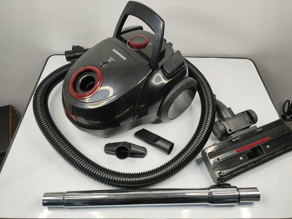 C247 Grundig VCC 3850 A odkurzacz tradycyjny workowy 800W