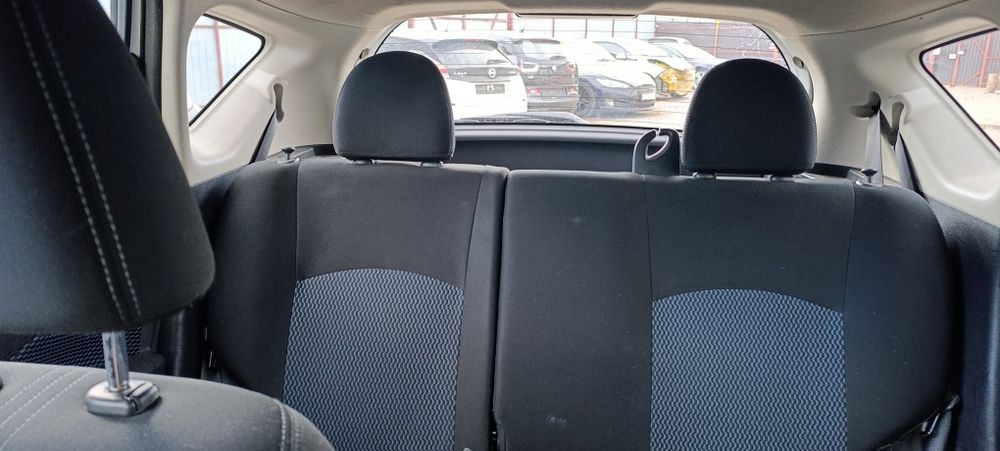 Nissan versa note 2017