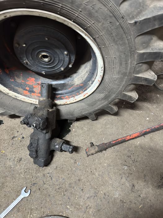 Рулюве т 150 з клапаном і рейкою плюс руль