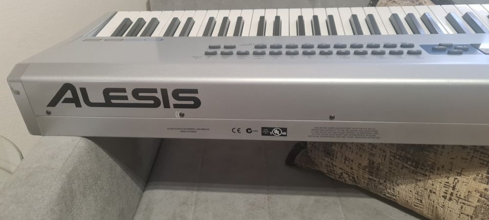 Pianino elektryczne ALESIS QS8.2
