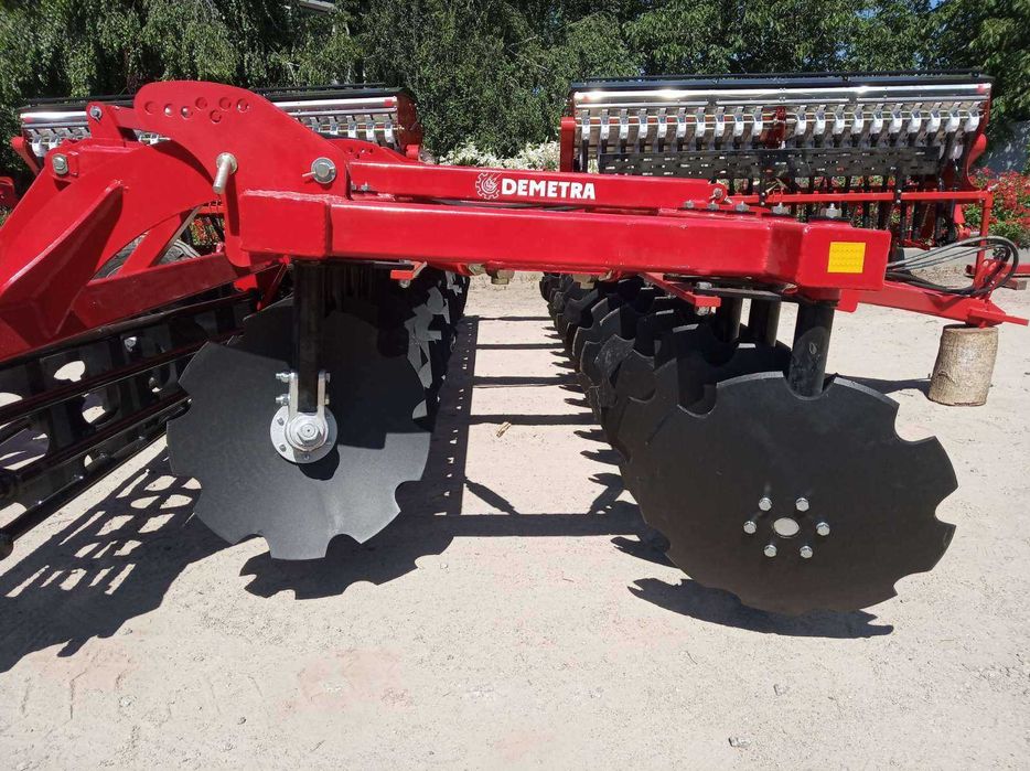 Дискова борона дископлуг, лущильник Деметра