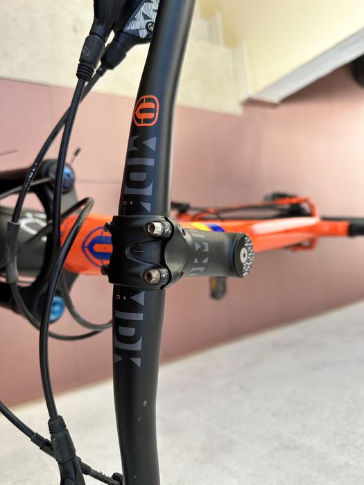 Bicicleta XC Mondraker