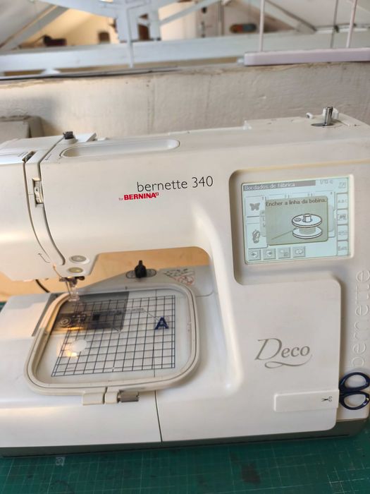 Maquina de bordar bernette 340 Deco