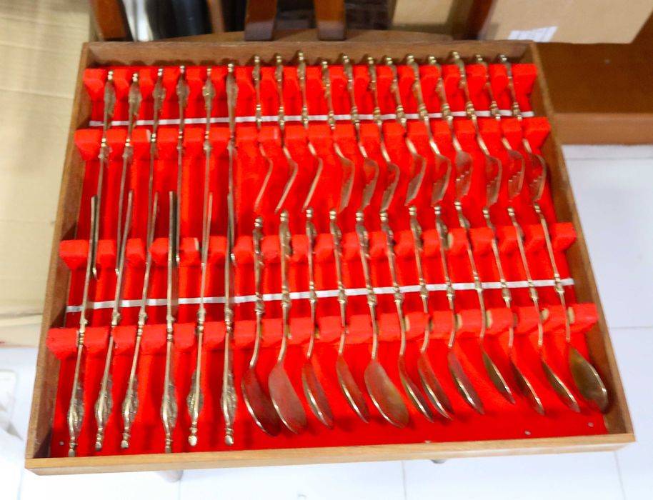 Faqueiro antigo Tailandês Bronze maciço dourado -  Elephant Flatware
