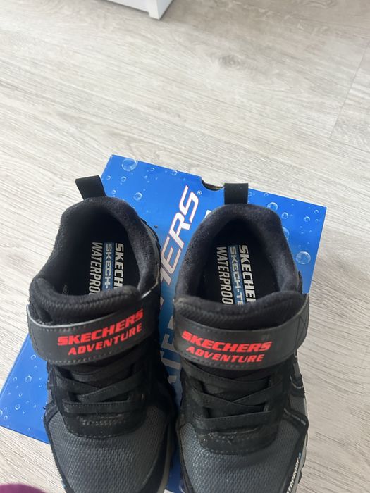 Buty na wiosne jesien Skechers rozmiar 30