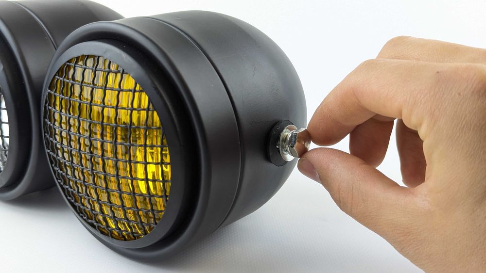 Подвійна металева мото фара з галогенками H4 та габаритом