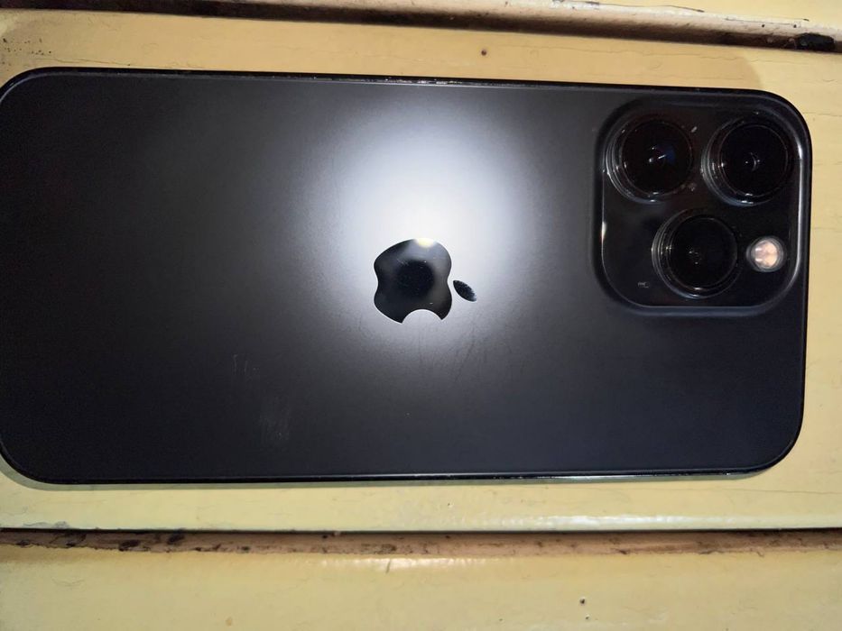 Продам Айфон 13 про 128gb