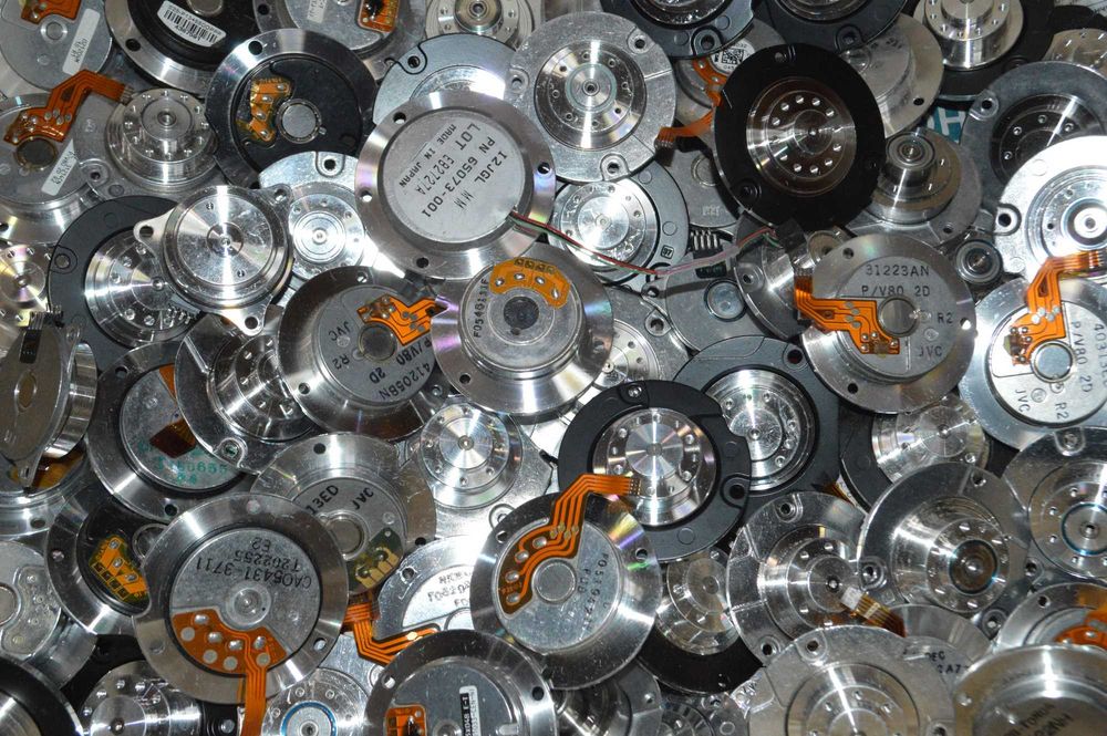 двигатели c HDD разные,servo motors HDD, motor in hard disc-для дронов