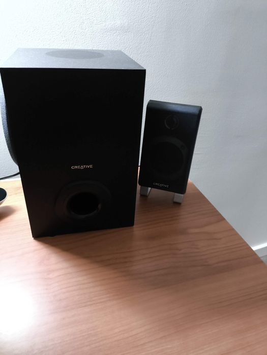 Conjunto computador de mesa