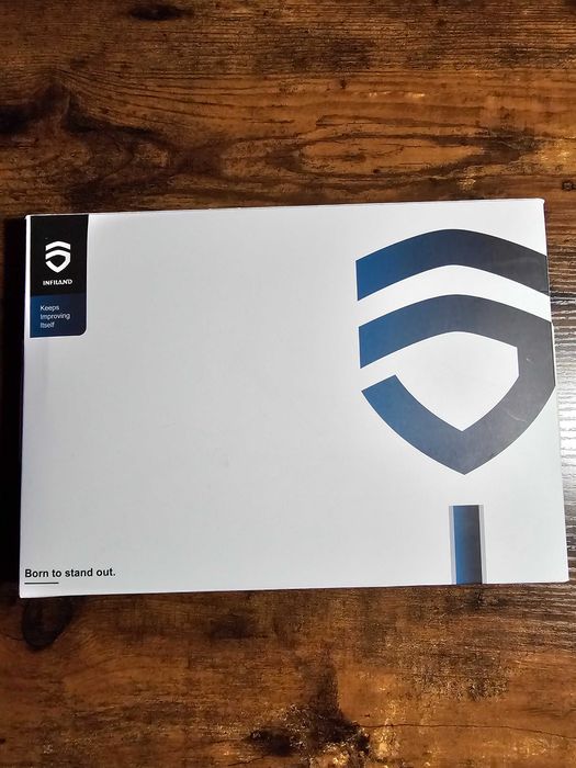 INFILAND Etui/pokrowiec na iPada Trifold Stand z uchwytem