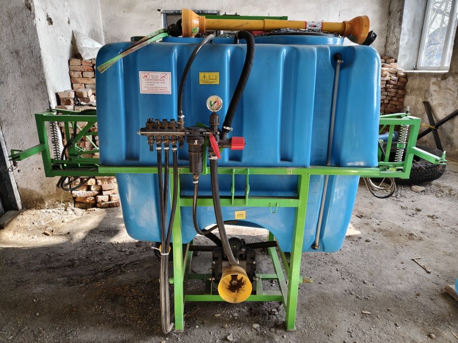 Оприскувач 14м 800л