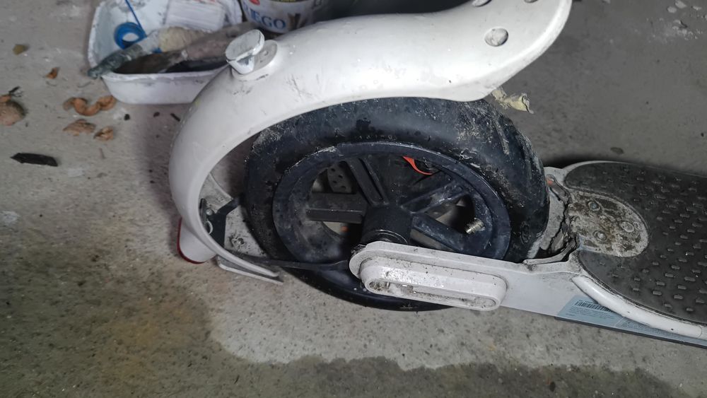 Trotinet Xiaomi mi electric 3