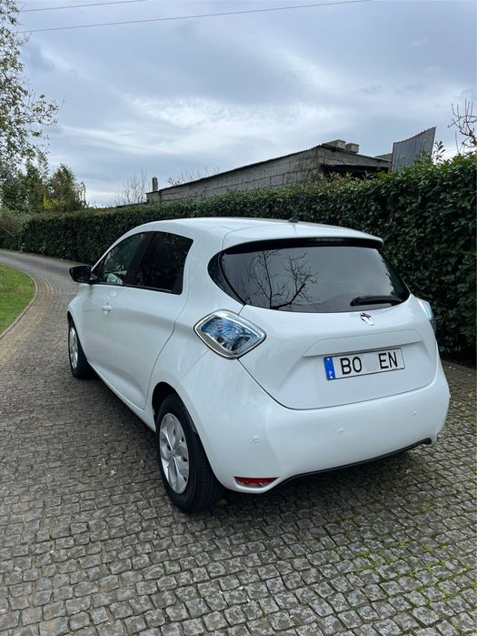 Renault zoe 30000km bateia propria