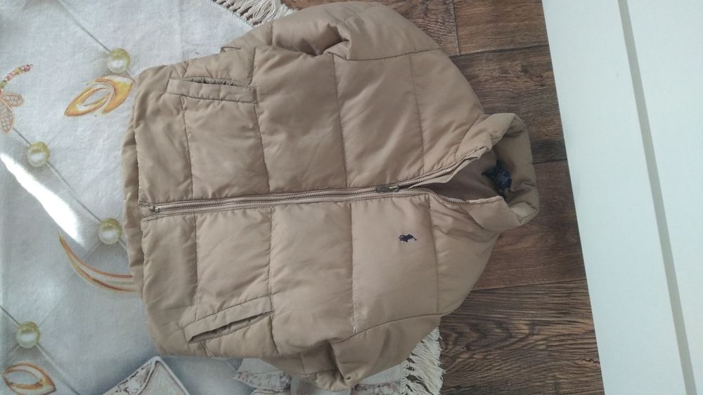 Piękna beżowa kurtka chłopięca Ralph Lauren 116