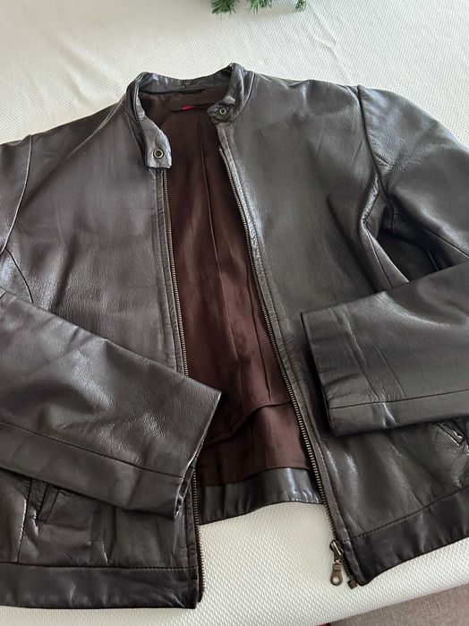 Casaco de couro castanho