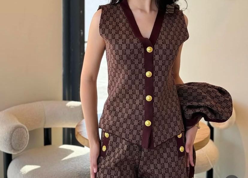 Люксовий костюм трійка , для стильноі