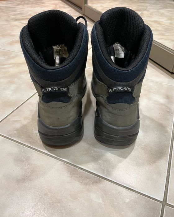 Lowa Renegade Gore-Tex mid