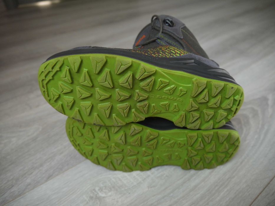 Дитячі ботинки Lowa Gore-Tex ( 32 р)