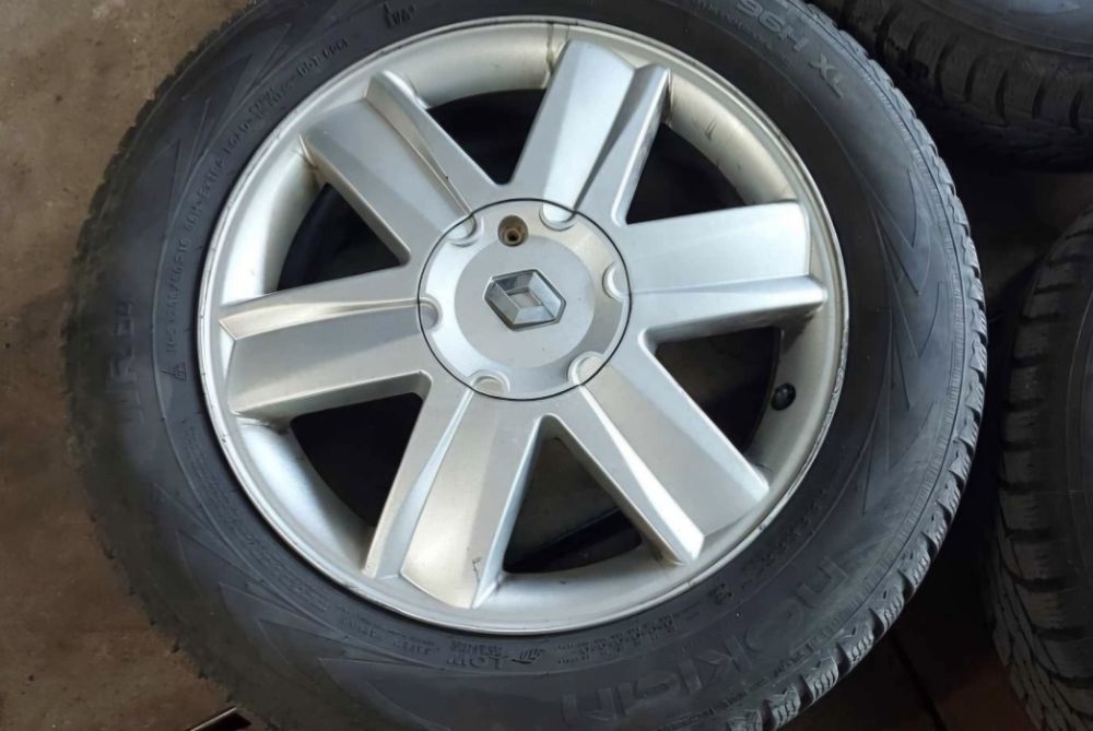 205 60 R 16 kola zimowe  renault  4x100