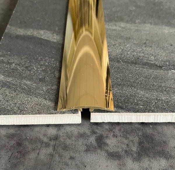 Латуний поріг TIS 40мм із прихованим кріпленням/ Латуный порог Україна