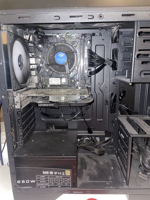 Pc Gamer Nvidia GTX 1650 (4 GB) 16,0 GB RAM 3600Mhz  i5-10400F CPU 2.90Ghz Motherboard ASRock B560M-C  Fonte 650W Plus bronze