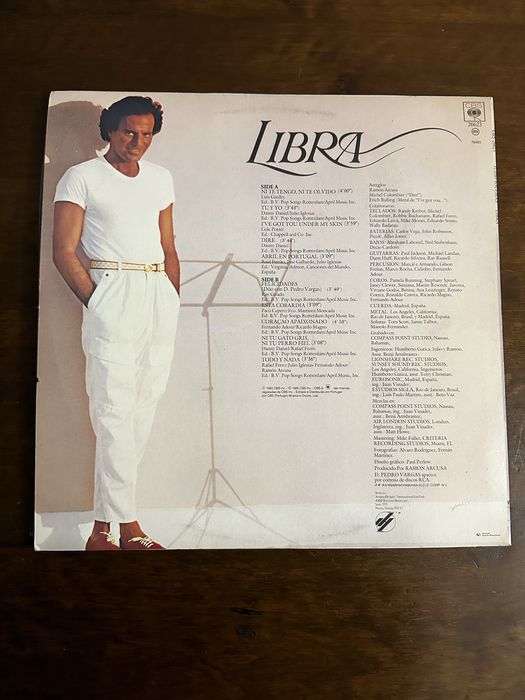 Julio Iglesias - Libra