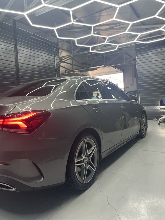 MERCEDES A 180D LIMOUSINE AMG