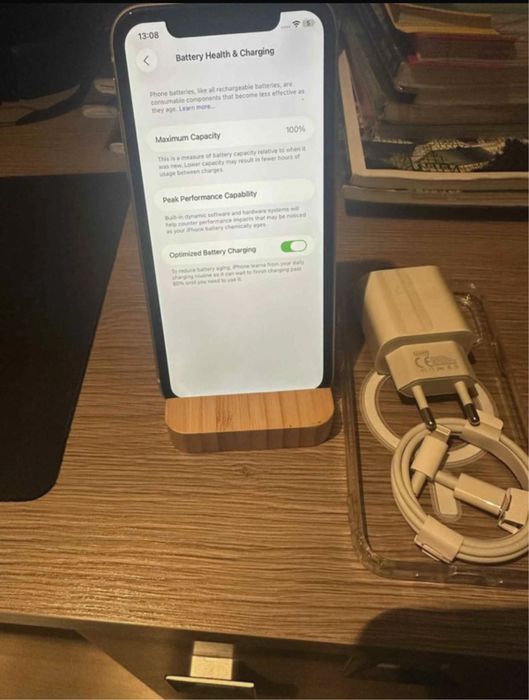 Iphone 11 64gb 100 kondycji bateri plus gratisy