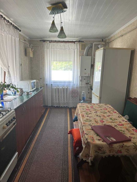 Продається житловий будинок в районі 1 міської лікарні