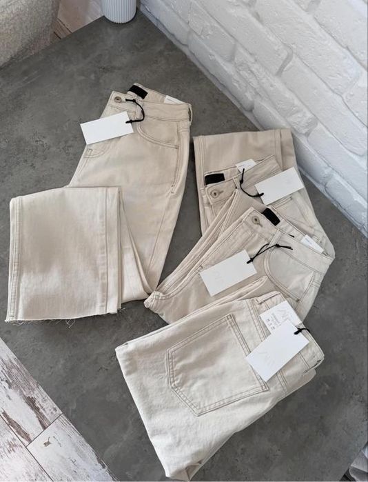 Прямі джинси ZARA