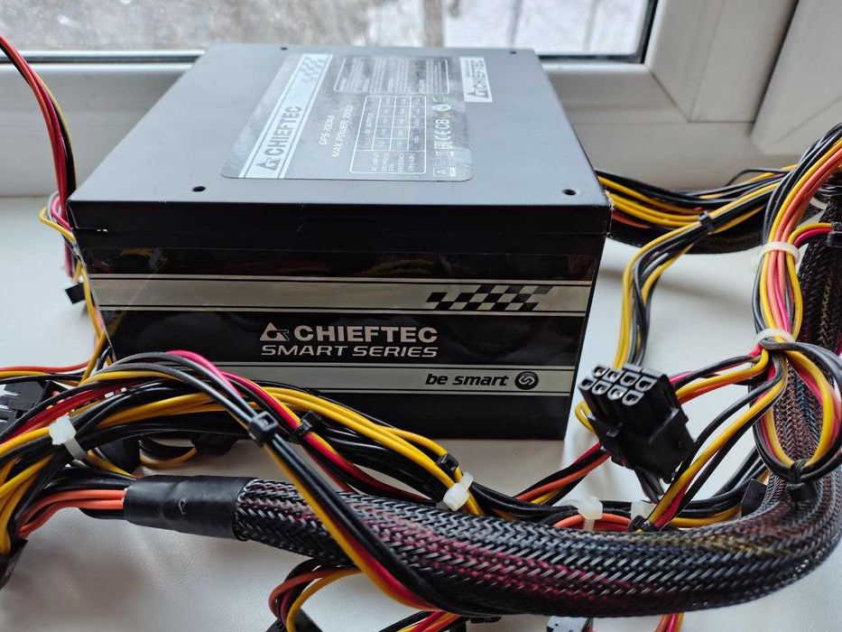 Блок живлення CHIEFTEC GPS-700A8, 700W