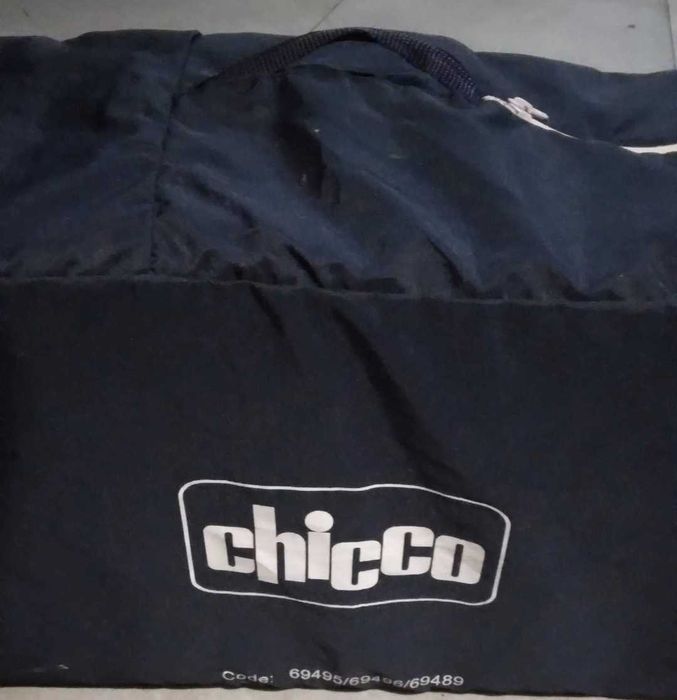 Cama de viagem Chicco/parque