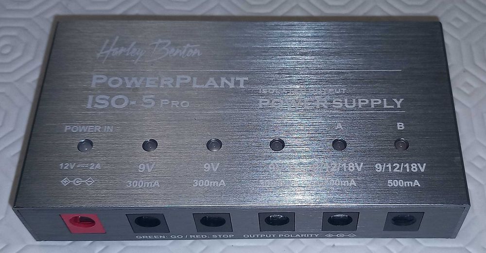 Harley Benton PowerPlant ISO-5 PRO (18W) | alimentação de efeitos