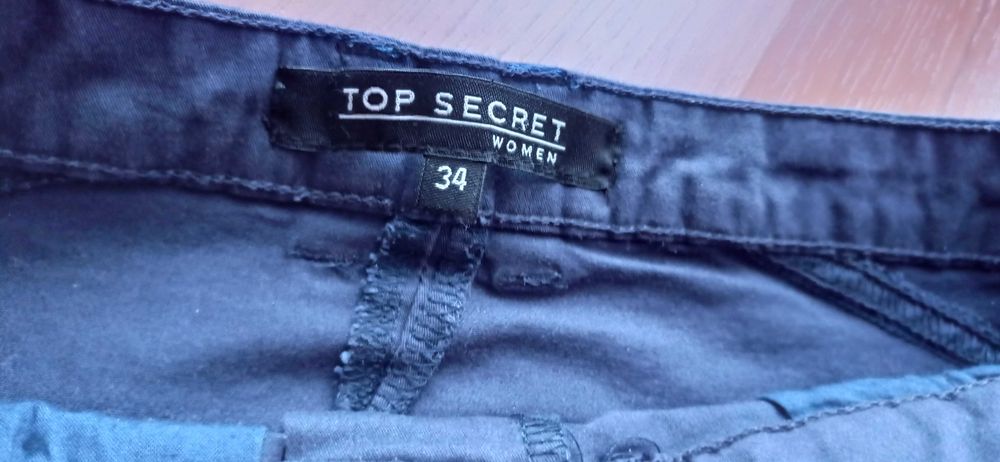 Spódniczka damska ołówkowa