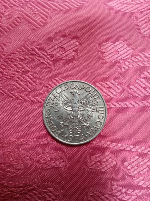 Znaki mennicze WJ oraz sygnowana Moneta 1974 rok lata PRL-u