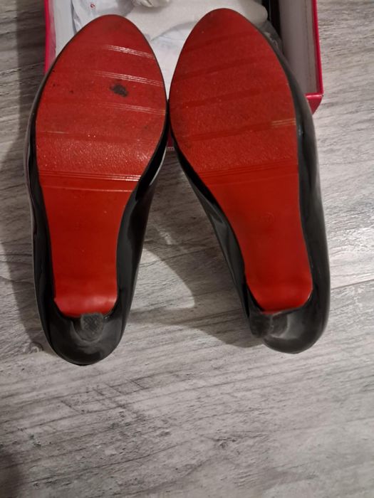 Buty szpilki jak nowe