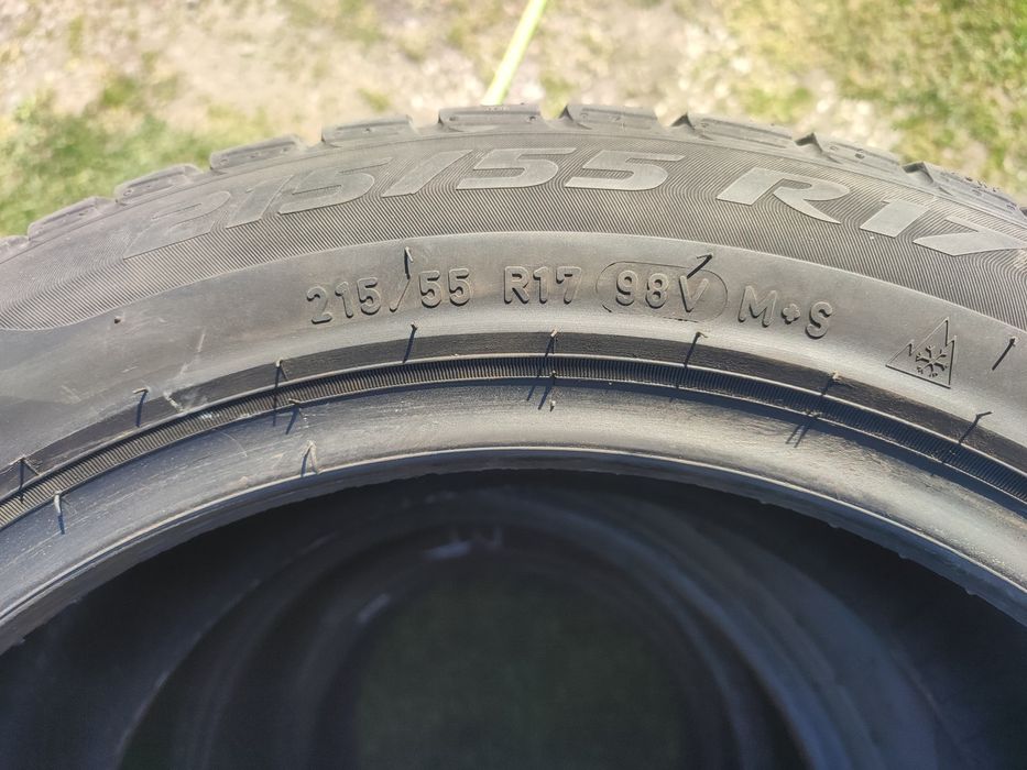 Opony zimowe Pirelli 215/55 r17