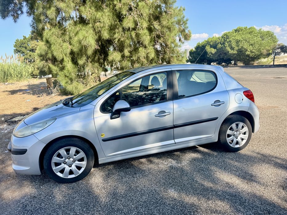 Peugeot 207 1.4 gasolina — photo 2