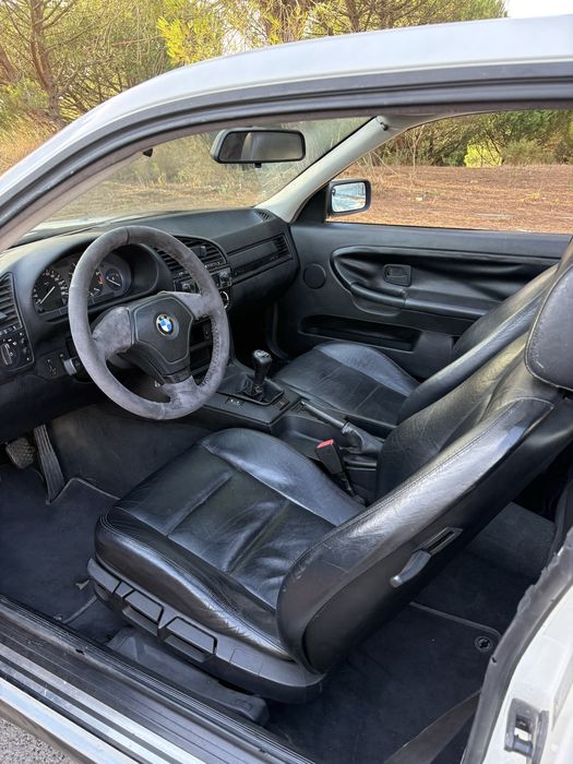 BMW E36 318IS coupé foto 4