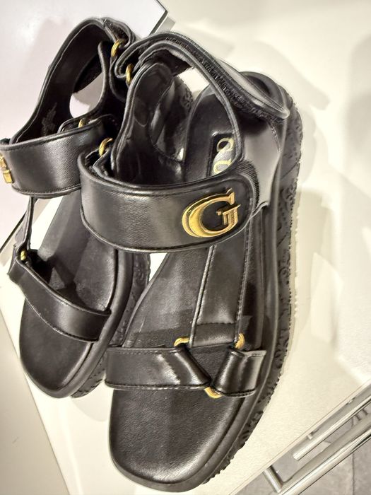 Босоніжки Guess ,розмір 38