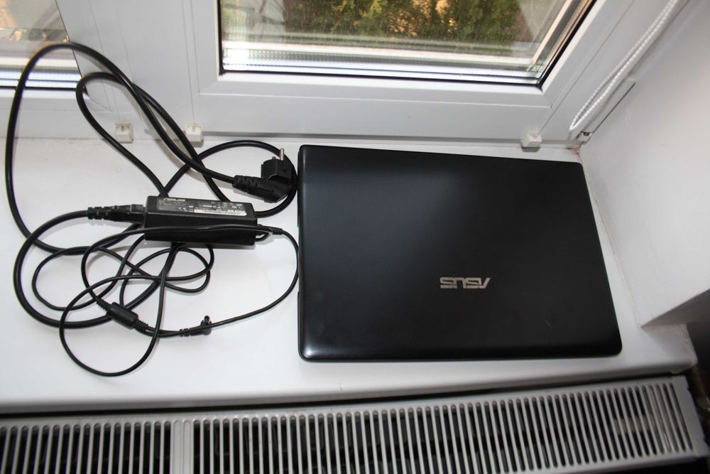 Ноутбук ASUS  15G29N005501.  OП - 4 ГБ.