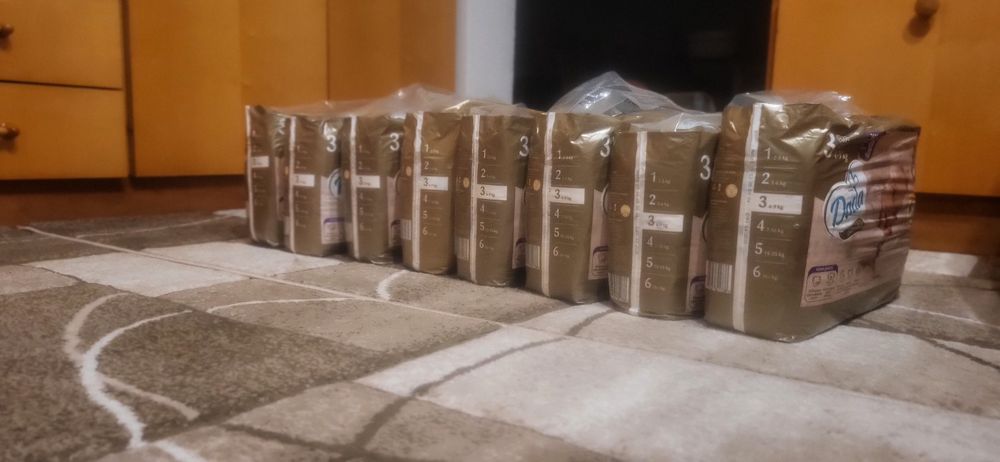 Pampersy Dada 3 ( 8 paczek)