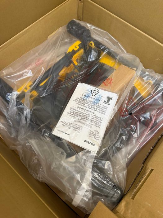 Дискова пила DEWALT DWE7485
