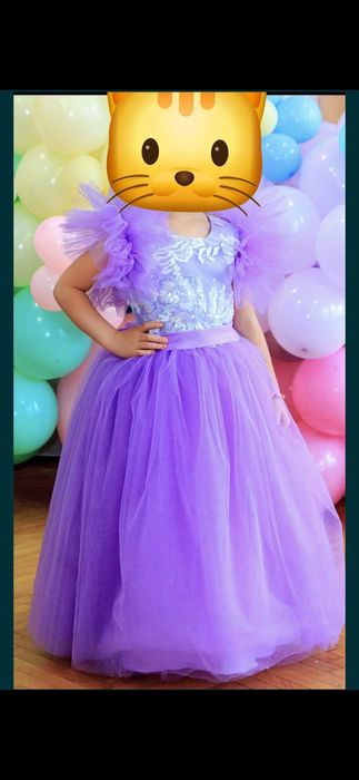 Плаття на випускний