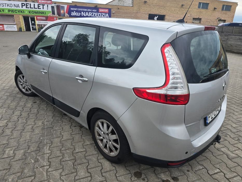 Renault Scenic 1.9 Dci 130km 2010r , Technicznie bdb stan ! Nowy przeglad ! Hak !