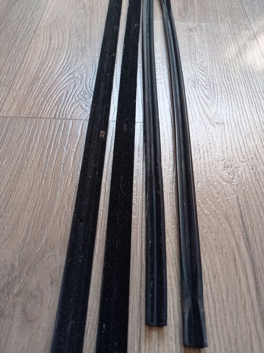 Уплотнитель фетра бархатка для стекла