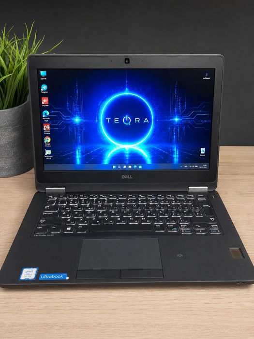 Dell Latitude E7270 / i5-6300U / 8GB RAM / SSD 256GB / Full HD / Батарея 6+ год